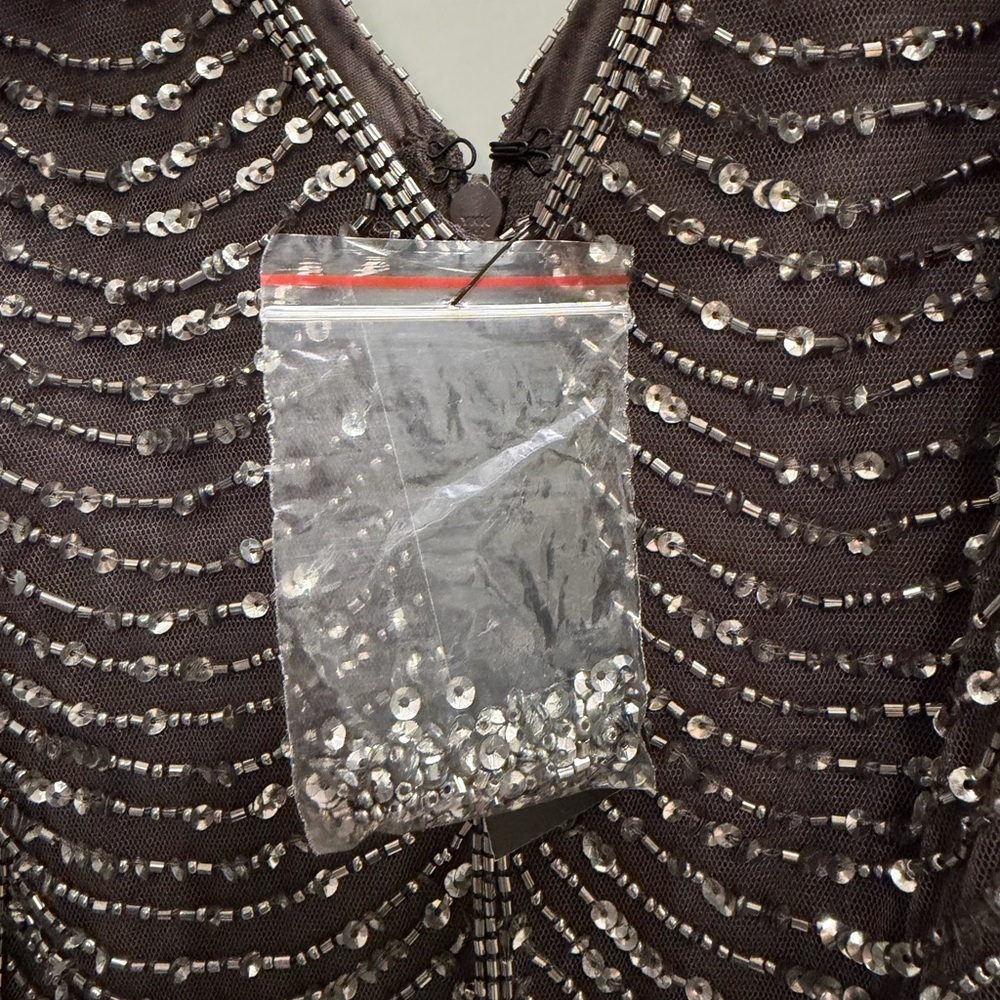 NWOT ADRIANNA PAPELL Beaded Cocktail Dress Size 8 - Picture 7 of 9